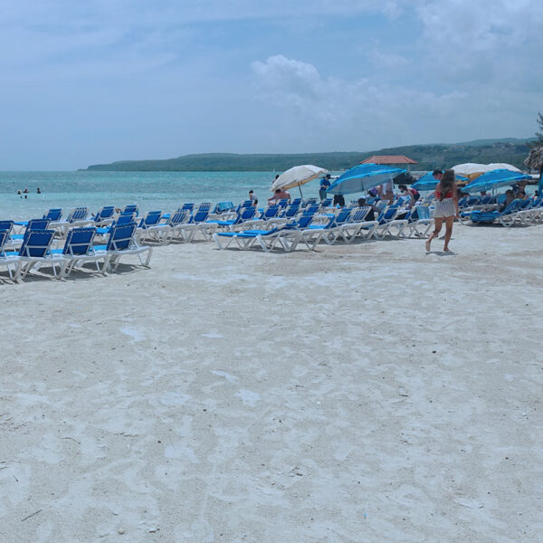 Jamaica Beach Day at Paradise Beach - Image 2