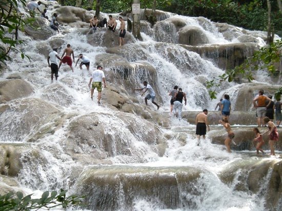 Dunn's River Falls and Catamaran Party Cruise from Montego Bay - Image 6