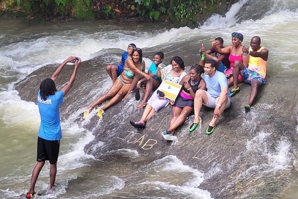 Private-Half Day Shared Tour Benta Falls - Image 3